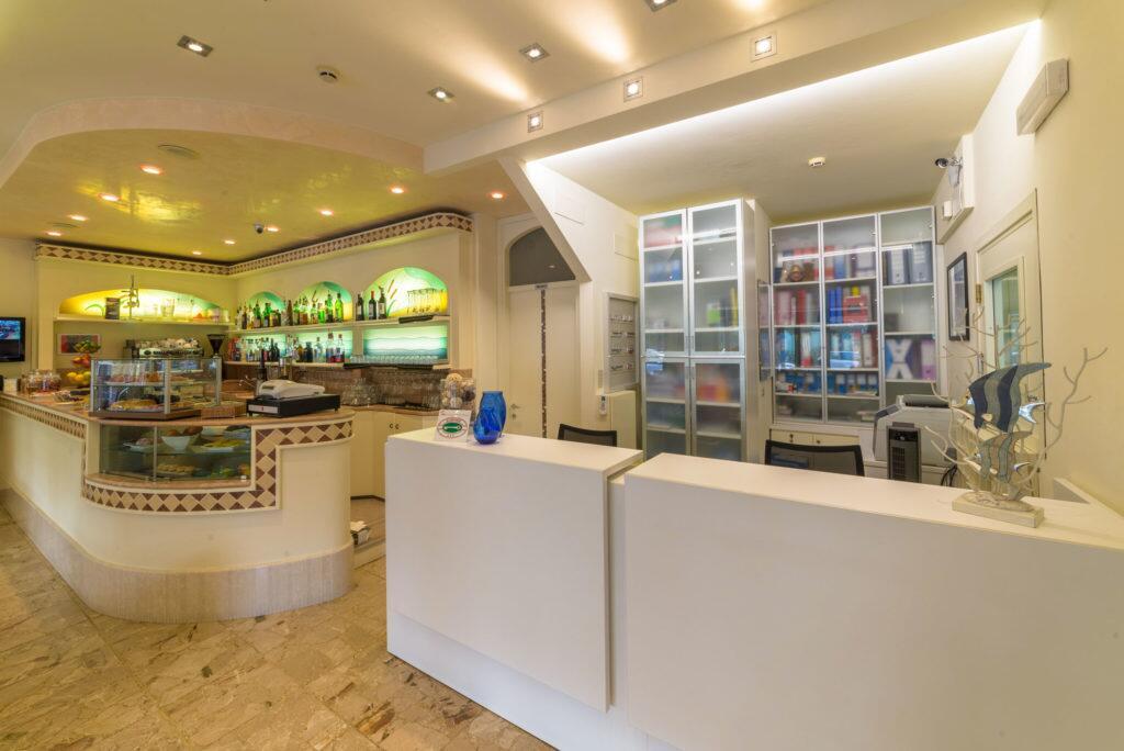 Hotel Airone (Adults Only) Bibione Exterior photo